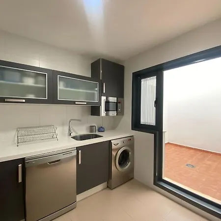 En Complejo Residencial Con Piscina Apartment *