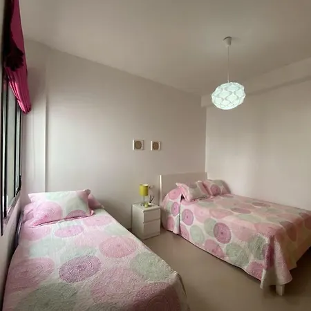 아파트 En Complejo Residencial Con Piscina 콘일데라프론테라