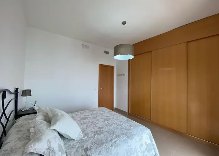 En Complejo Residencial Con Piscina Apartment *