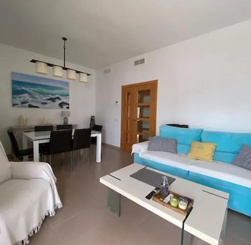 En Complejo Residencial Con Piscina