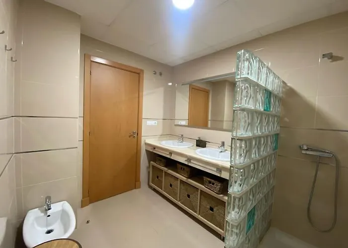 En Complejo Residencial Con Piscina *